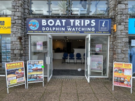 Book a ferry in Torquay